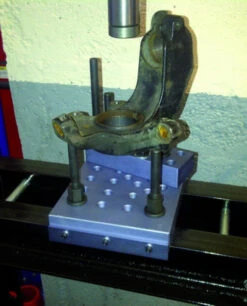 HBM Universeel Verstelbaar Persblok Voor Werkplaatspers -Werkplaats Gereedschap Serie 4fcca1509f6e1.jpg 1200x600 e2ac4ebc88