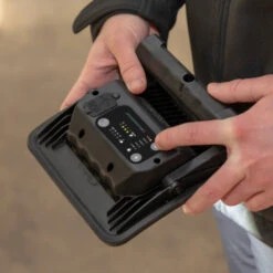 Scangrip Nova R Oplaadbare En Dimbare LED Bouwlamp 2000 Lumen -Werkplaats Gereedschap Serie 83652 263395 bouwlamp nova r oplaadbaar scangrip.jpg 1200x600 c30c0ebc88