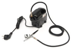 HBM Complete Airbrushset Inclusief Verf