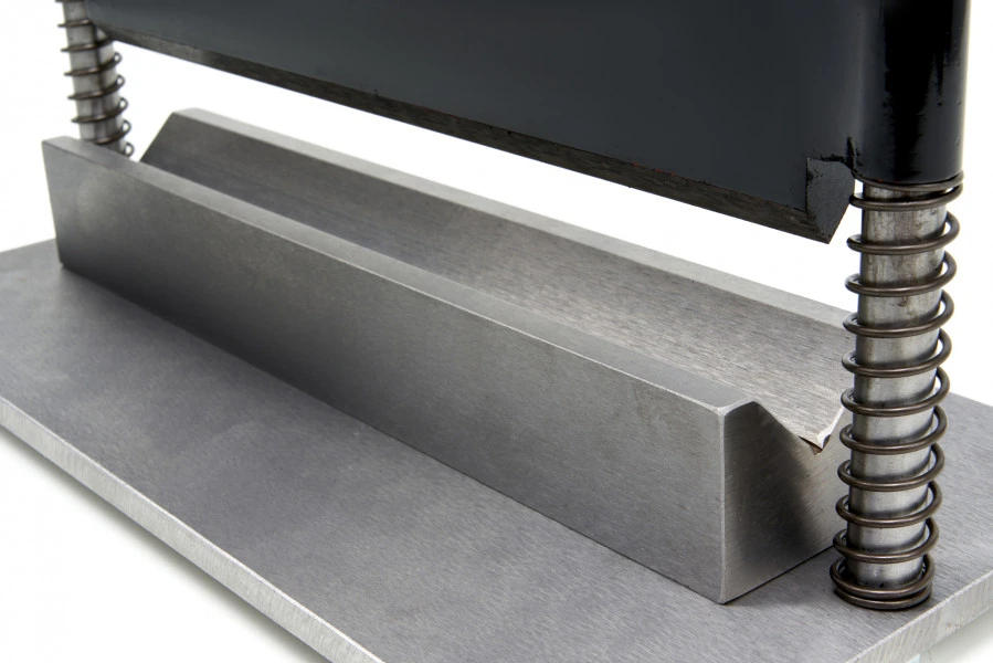 HBM Zetbank Hulpstuk Voor Werkplaatspers 305 X 5 Mm. 2 HBM Zetbank Hulpstuk Voor Werkplaatspers 305 X 5 Mm. - Afbeelding 2