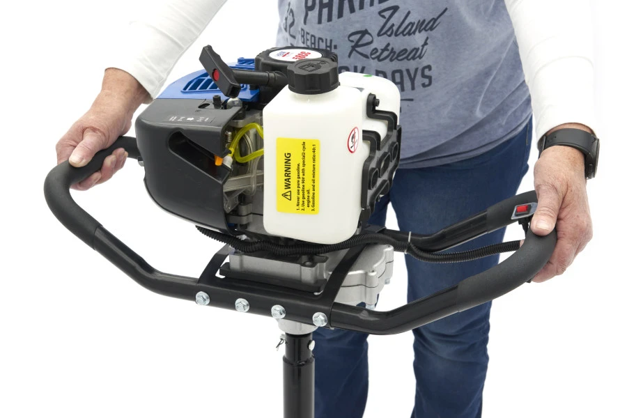 HBM 58 Cc Professionele Grondboor Met Benzine Motor - Inclusief 3 Boren 100 / 150 / 200 Mm. 16 HBM 58 Cc Professionele Grondboor Met Benzine Motor - Inclusief 3 Boren 100 / 150 / 200 Mm. - Afbeelding 16