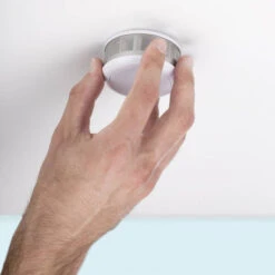 Smartware SW ROOKMELDER MINI OPT LITH 3V 10J RM620 -Werkplaats Gereedschap Serie smartwares rm620 fsm 16020 rookmelder incl batterij 10 jaar mini werkt op batterijen207 1.jpg 1200x600 2e0e9ebc88